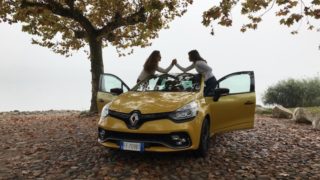 Renault Clio R.S. Sport, una sportiva per Halloween