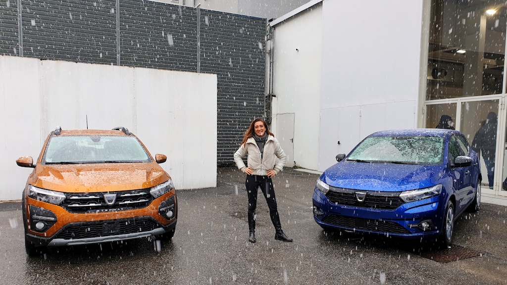 Dacia Sandero, da low cost a smart buy. Ecco la nostra prova sotto la neve!
