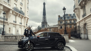 DS 3 Crossback Inès de la Fressange: l’auto è una donna chic