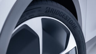 Pneumatici Bridgestone per Lightyear One