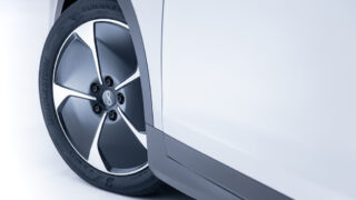 Pneumatici Bridgestone per Lightyear One