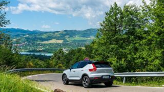 Volvo XC40 Recharge P8