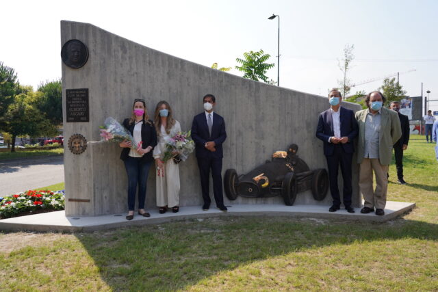 Milano Monza Motor Show Monumento Ascari