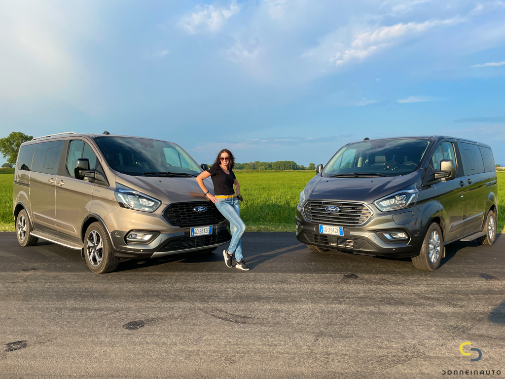 Ford Tourneo Custom Active& Titanium