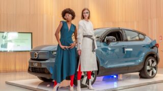 Volvo C40 Recharge ispira la moda sostenibile