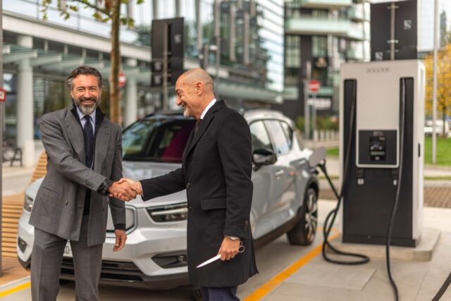 portanuova volvo recharge