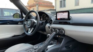 mazda mx5 2021 display