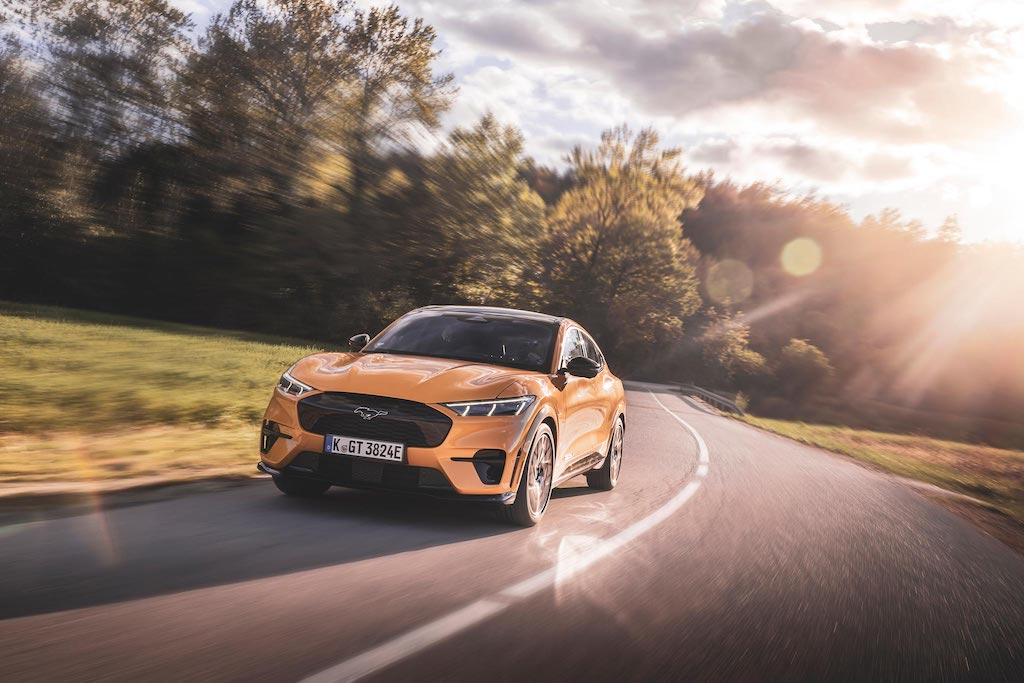 auto elettrica preferita donne mustang mach e gt dinamica