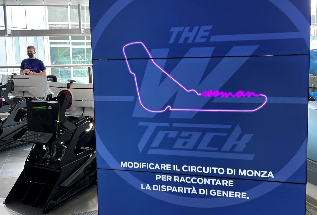 ford w track layout woman