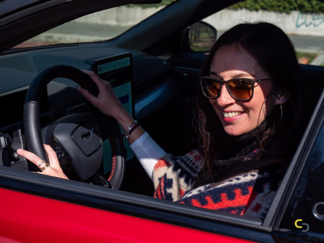 Ford Mustang Mach-E volante Chiara