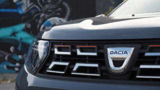 dacia duster extreme griglia frontale