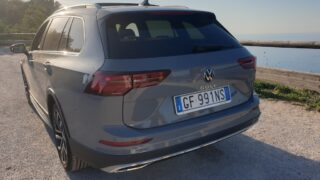Golf Variant Alltrack posteriore