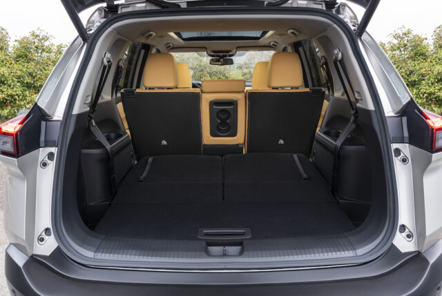 Nissan Xtrail bagagliaio
