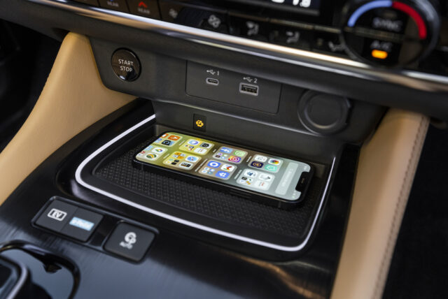Nissan Xtrail ricarica wireless