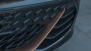 CUPRA Born e-boost e padel dettaglio griglia