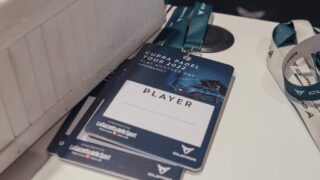 CUPRA Born e-boost e padel player