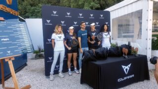CUPRA Born e-boost e padel premiazione donne