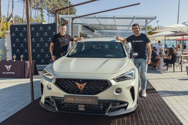 CUPRA Born e-boost e padel VZ5 Taiga Grey