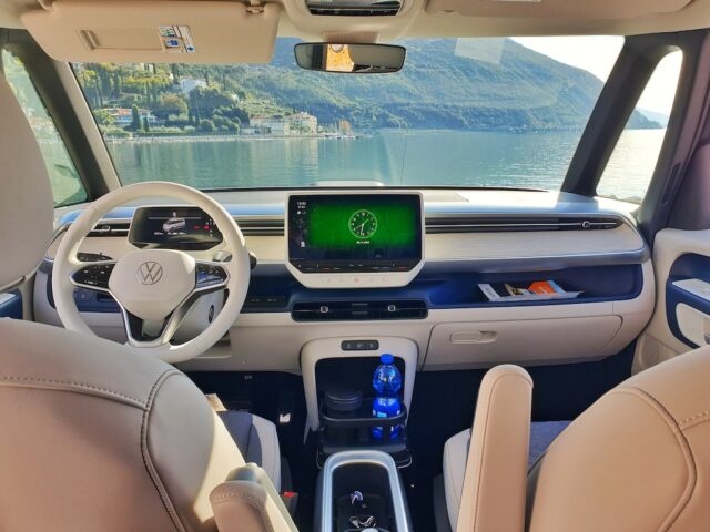 Volkswagen ID.Buzz interno lago