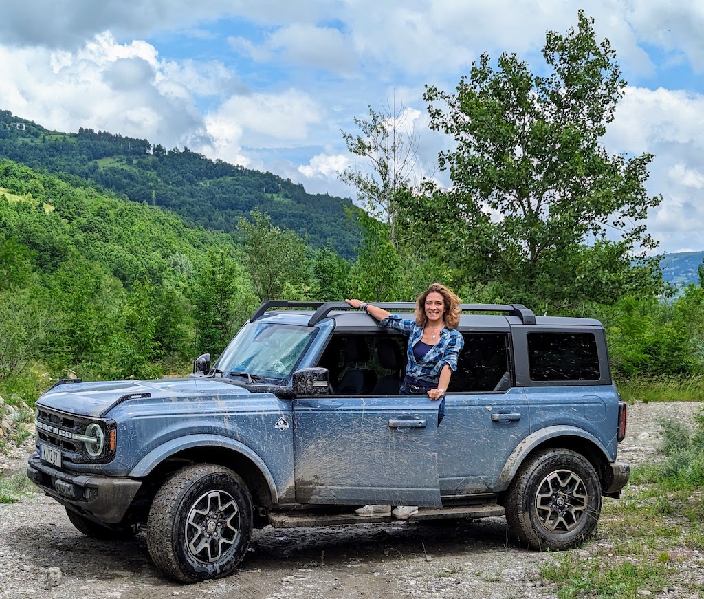 Ford Bronco cover