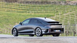 Hyundai IONIQ 6 laterale