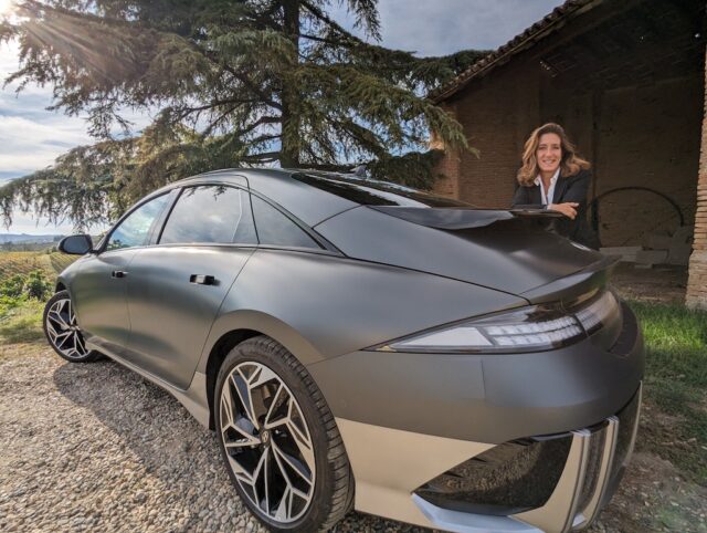 Hyundai Ioniq 6 posteriore