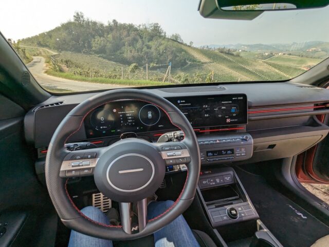 Hyundai Kona Hybrid interno