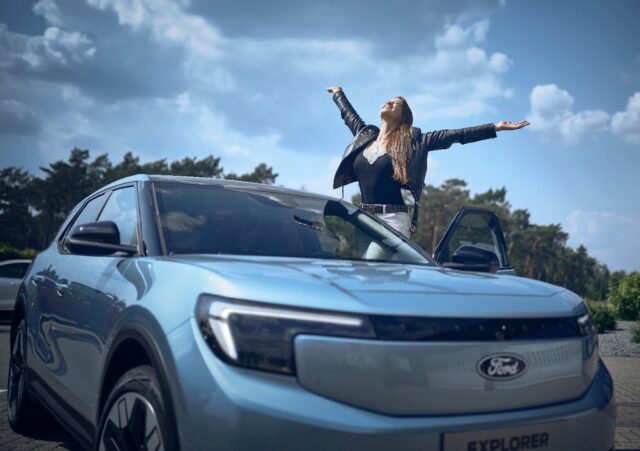 Nuovo Ford Explorer influencer