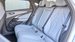 BYD Seal divano