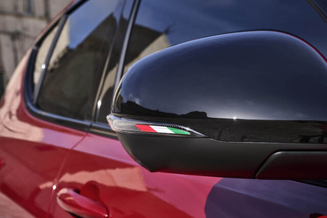 Alfa Romeo Tributo Italiano Tonale specchietto