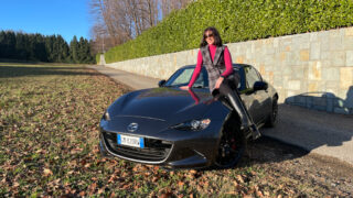 Mazda MX 5 RF cofano Chiara