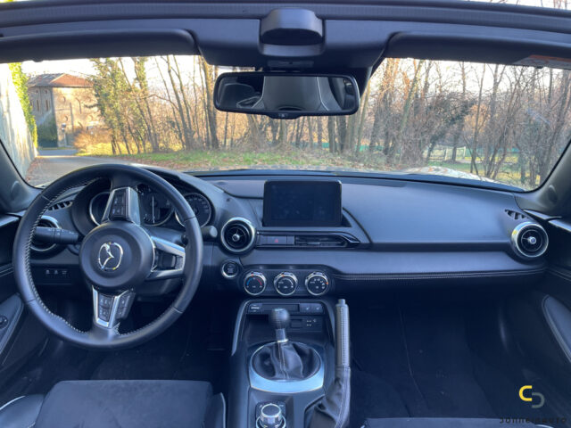 Mazda MX 5 RF interni