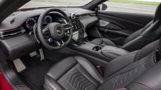 Maserati Granturismo Trofeo interno