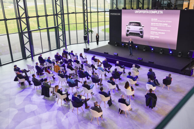 Porsche Italia risultati 2023 offerta