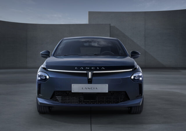 Nuova Lancia Ypsilon frontale