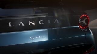 Nuova Lancia Ypsilon lettering
