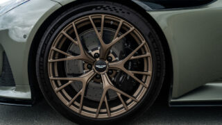 Aston Martin DB12 Volante gomma