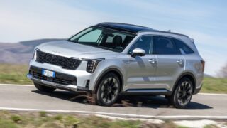 Kia Sorento turbodiesel laterale