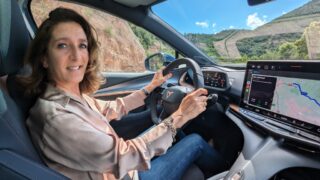 CUPRA Tavascan volante