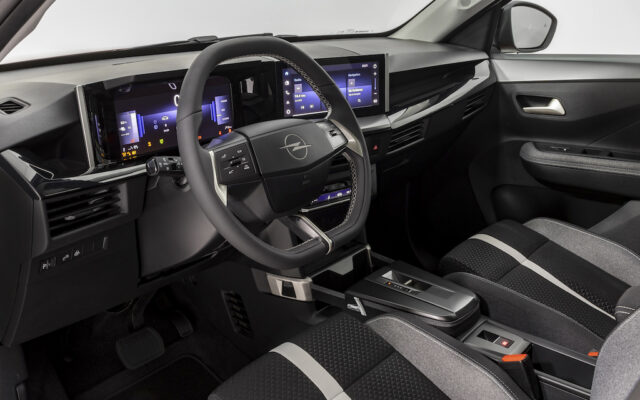 Opel Frontera interno