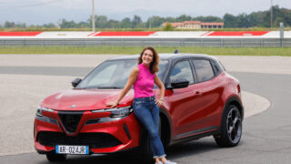 Alfa Romeo Junior Veloce: elettrica, compatta e sportiva
