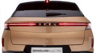 Opel Grandland dietro