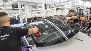 Manifattura Lamborghini parabrezza