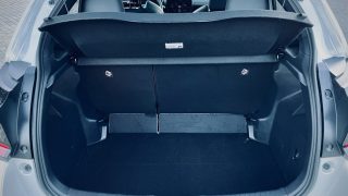 Mazda 2 Hybrid 2024 bagagliaio