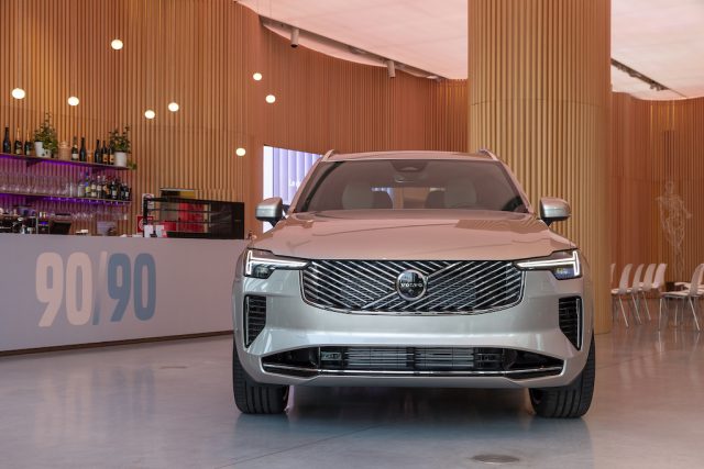 Volvo XC90