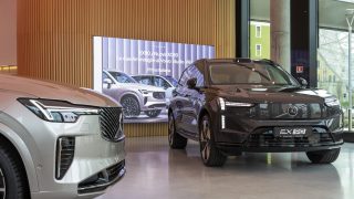 Volvo EX90 frontale