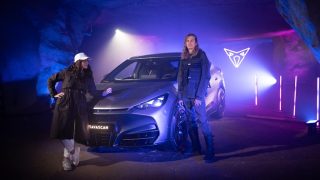 Cupra, non solo auto.  E l’arte reinterpreta le sfide del brand ribelle