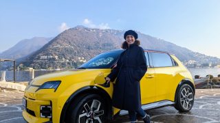 Renault 5 e-tech electric cover