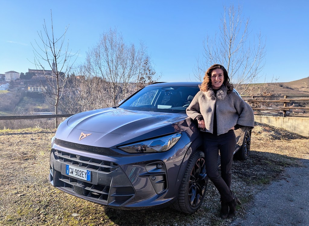 Cupra Terramar VZ plug-in hybrid 272 cv davanti