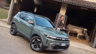 Dacia Duster extreme Hybrid 140 mucca